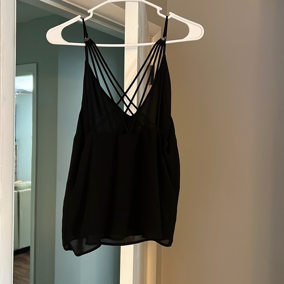 Forever 21 black tank top - Picture 1 of 3